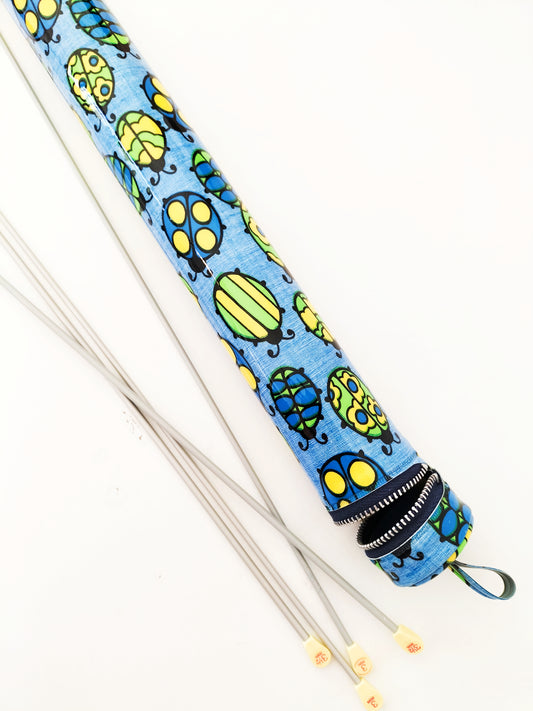 Étui à aiguilles à tricoter