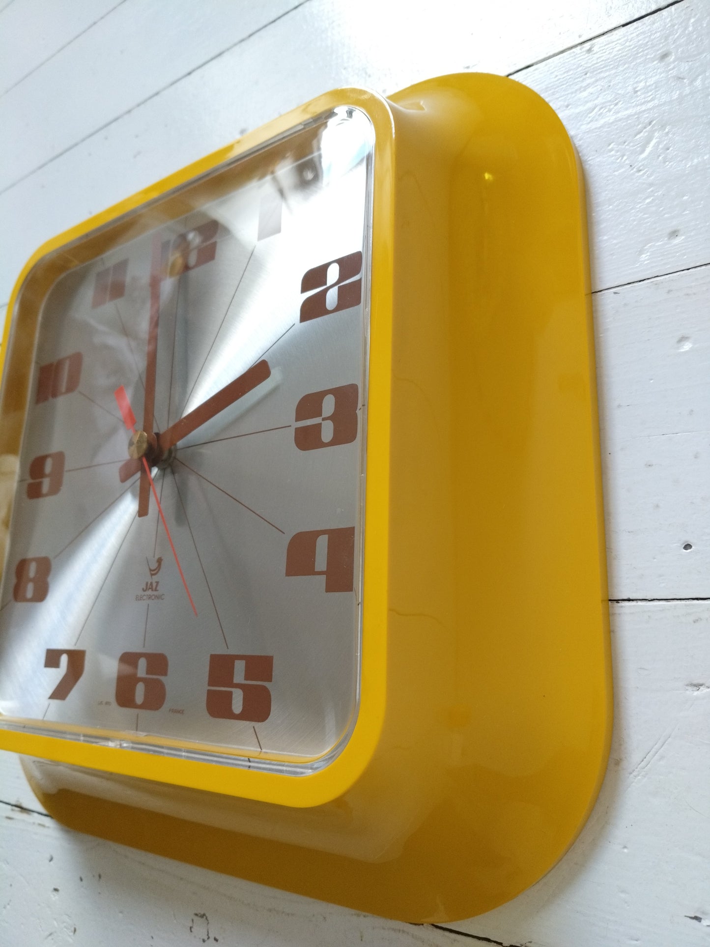 Grande horloge Jaz Electronic ! Réservée Arnaud !