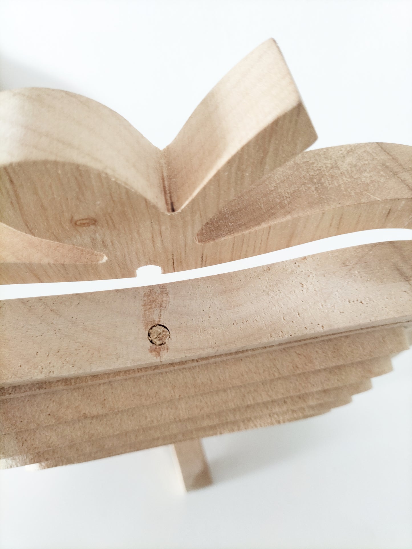 Corbeille et dessous de plat pomme en bois