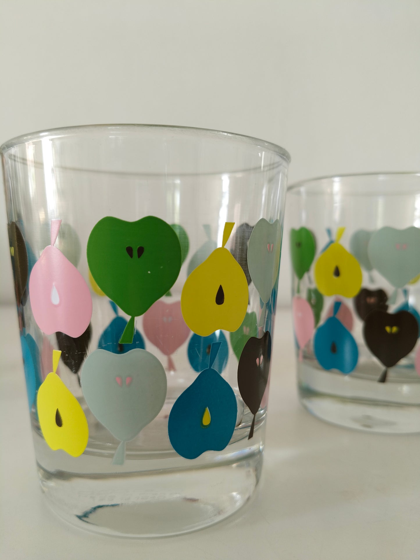 Duo de verres Ikea décor poires