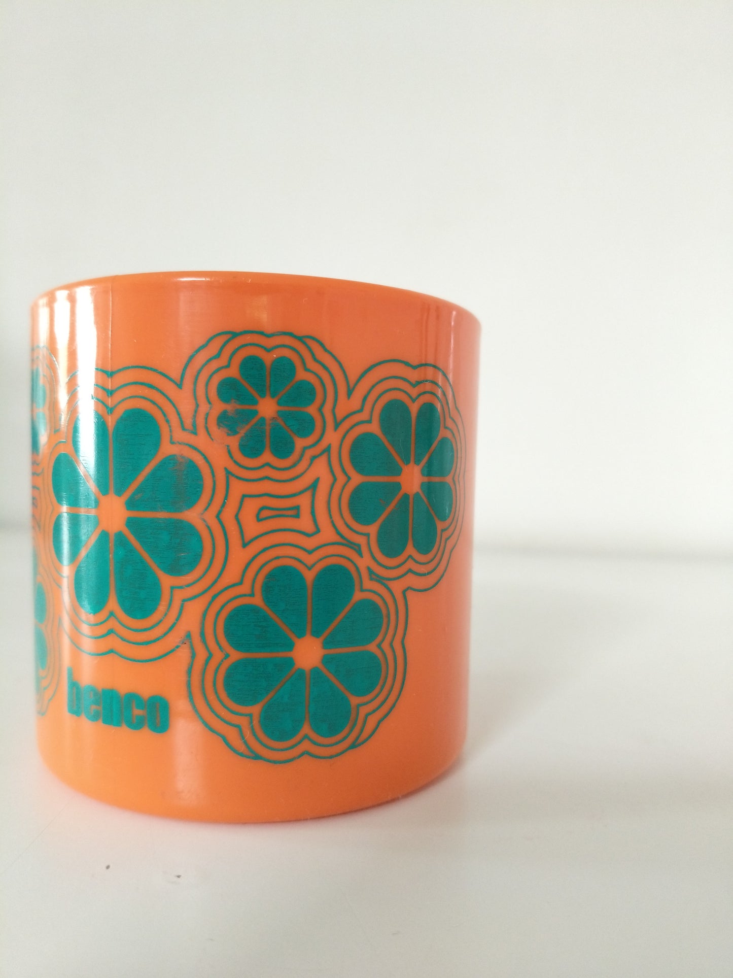 Tasse/ mug en plastique Benco Nutricia au choix