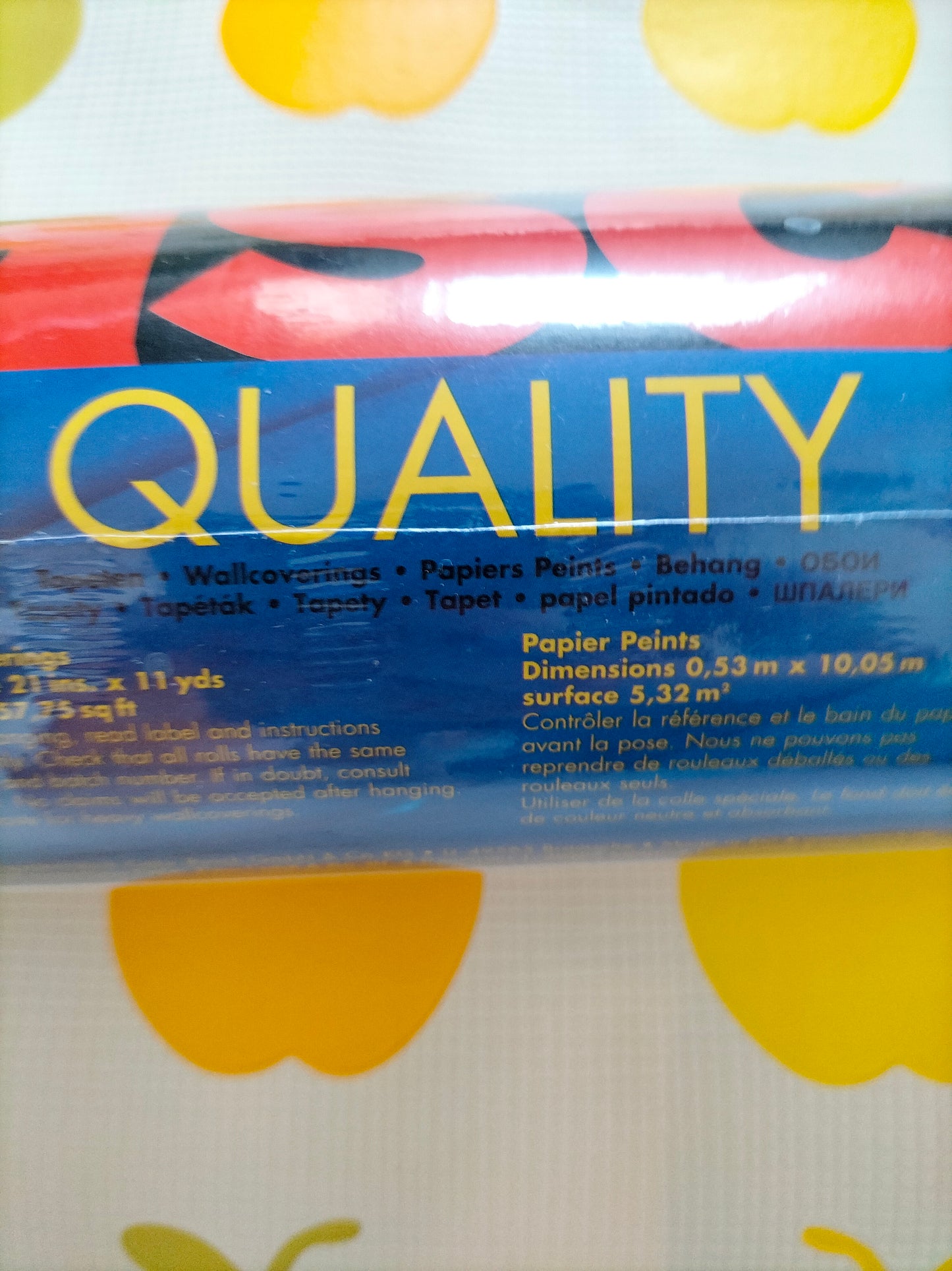 Rouleau de papier peint décor pommes 🍏 (à l'unité)