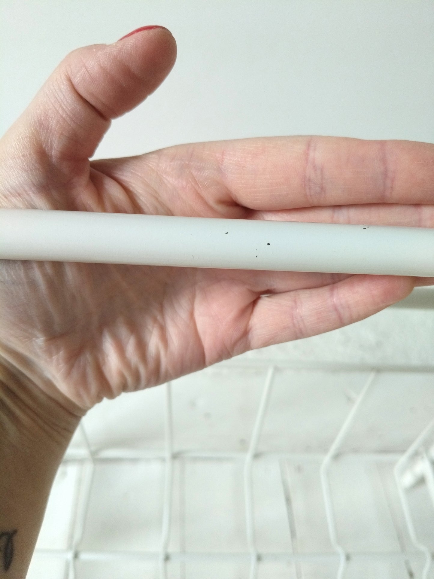 Porte-revues métallique blanc