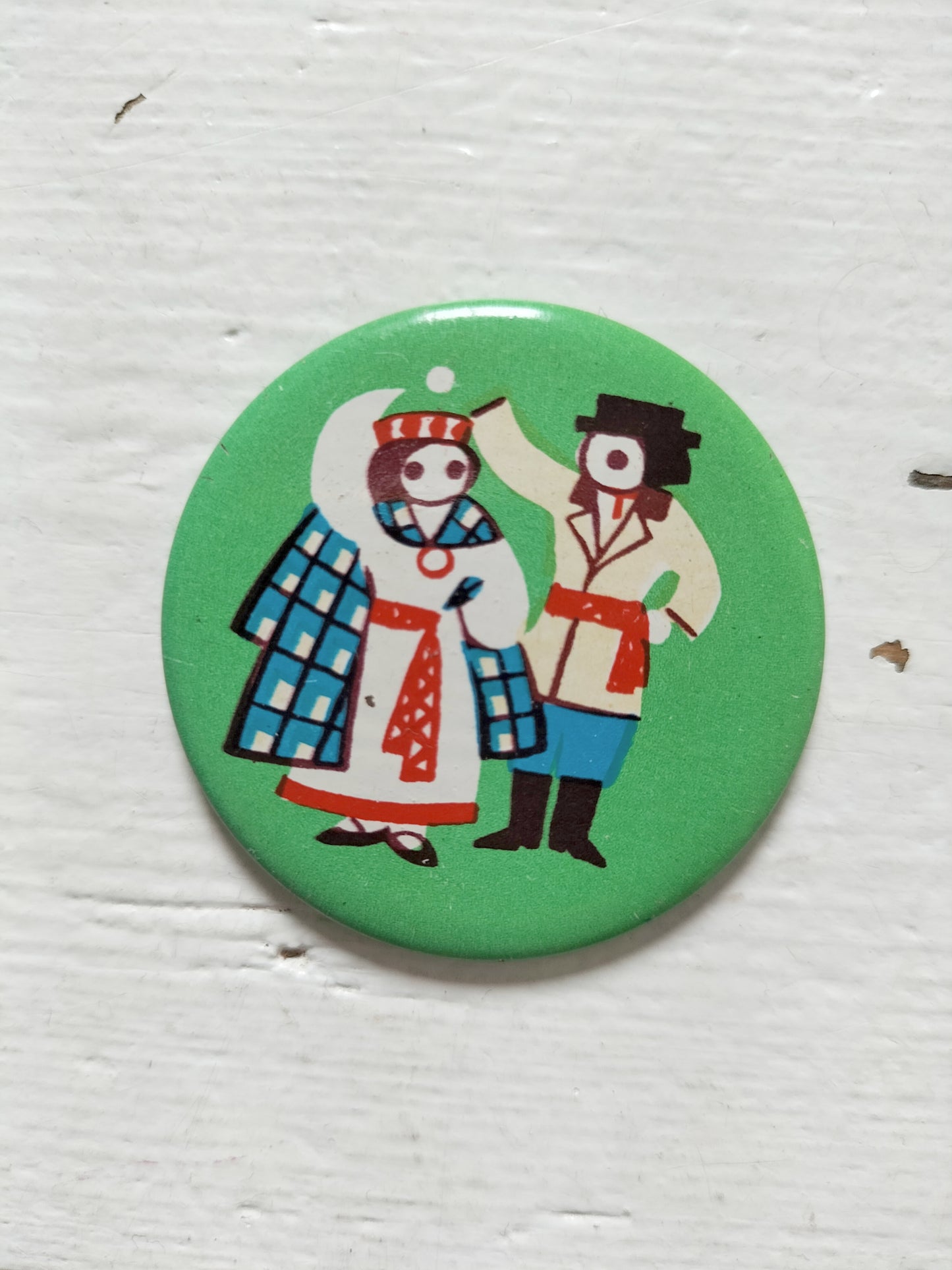 Ancien badge métallique 70's (ou magnet) Norma made in URSS (Estonie) à l'unité