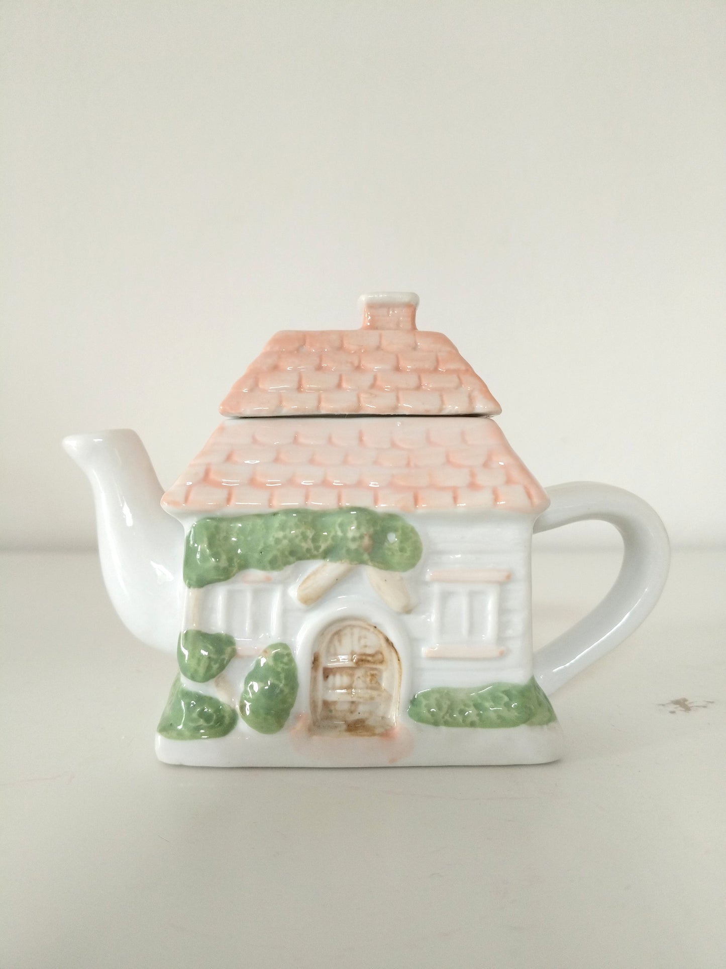 Mini théière maison en céramique