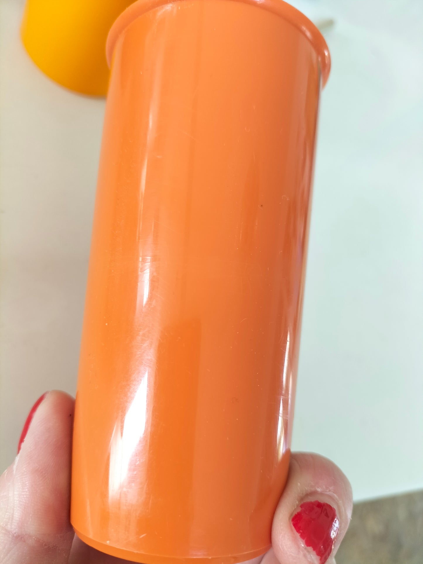 Ensemble de 4 boîtes/ gobelets + couvercles Tupperware