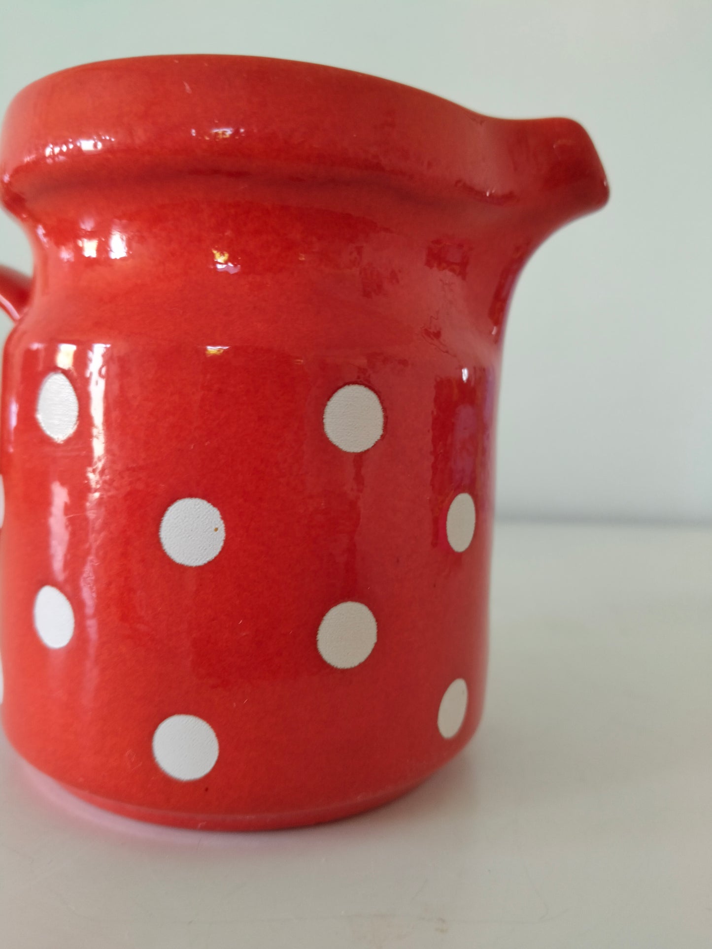 Petit pichet Waechtersbach décor pois LAETITIA