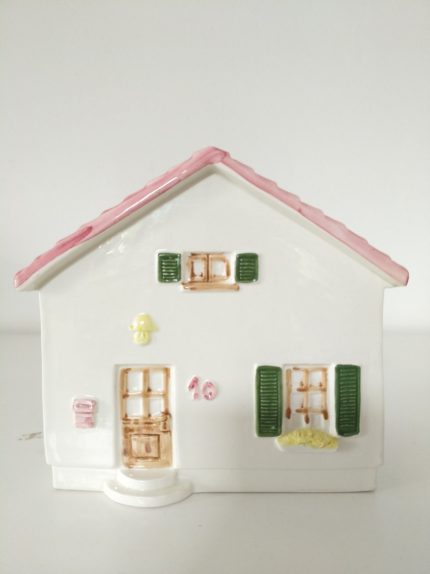 Porte-serviettes/ porte-courrier maison en céramique