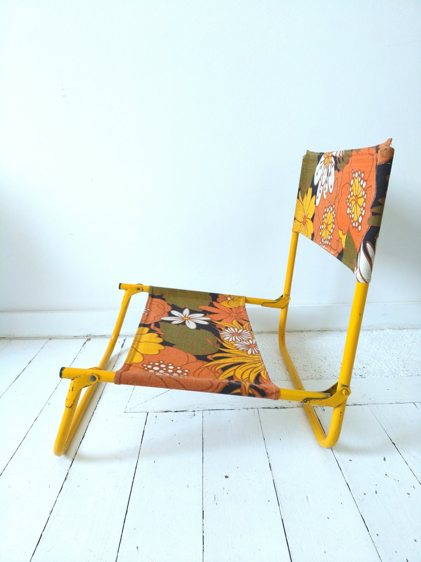Chaise de plage pliante vintage flower power