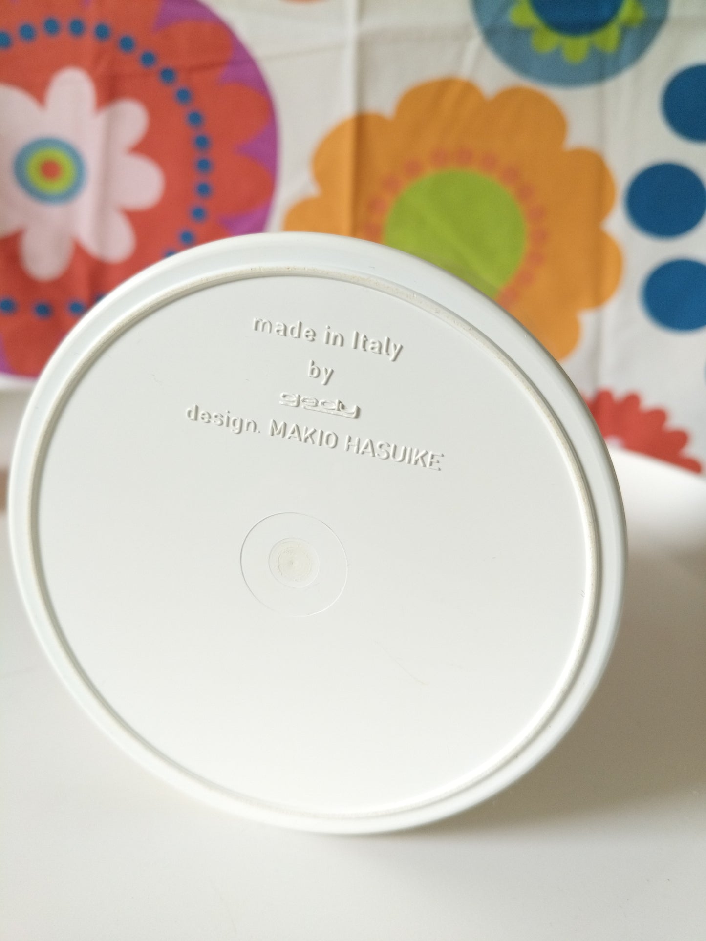 Pot/ boîte Gedy par Makio Hasuike Italy ! Priorité à Sonia !