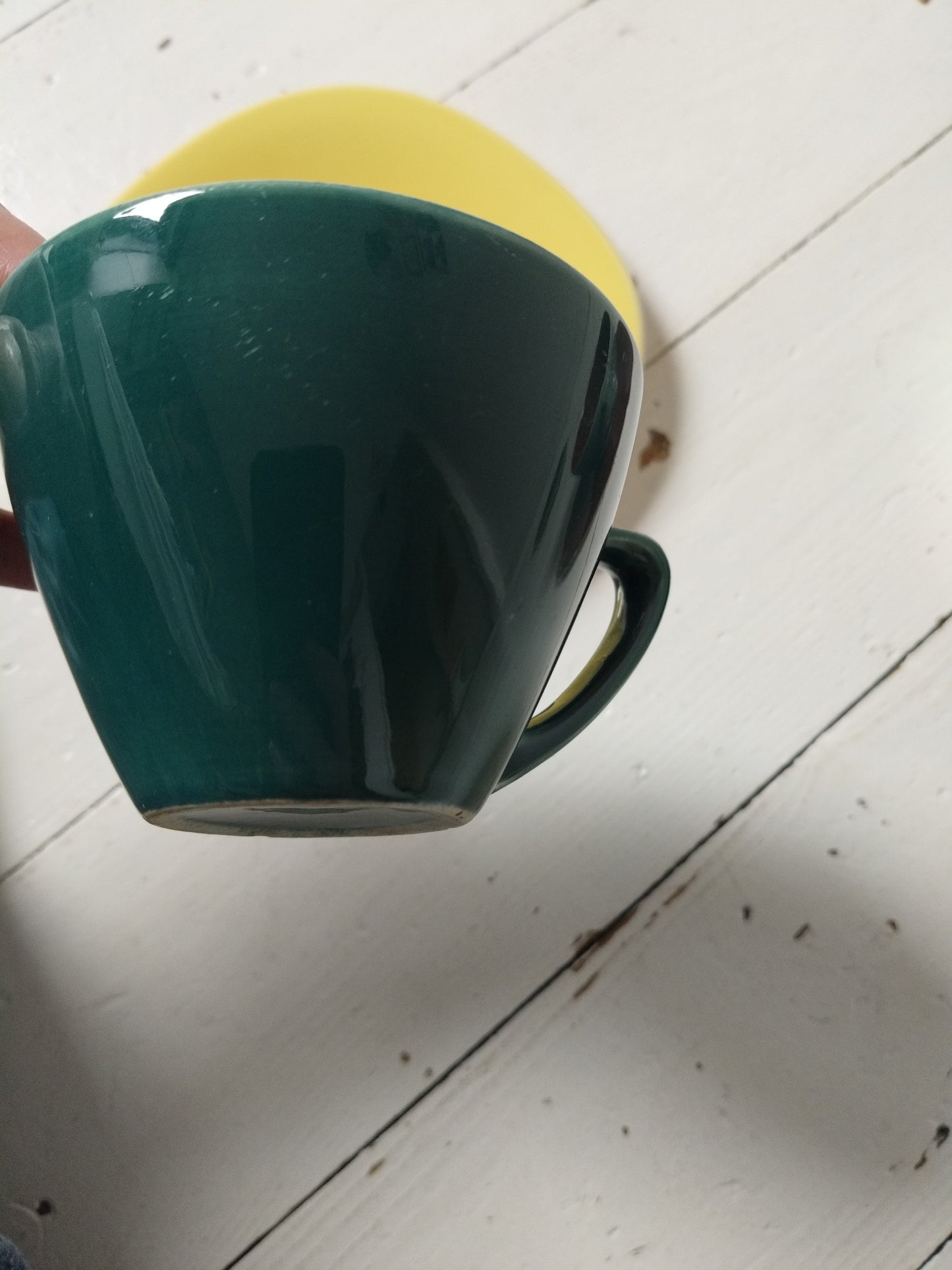 Ensemble 1 tasse verte + 1 soucoupe jaune Kéralux Boch La Louvière Miami Bicolore