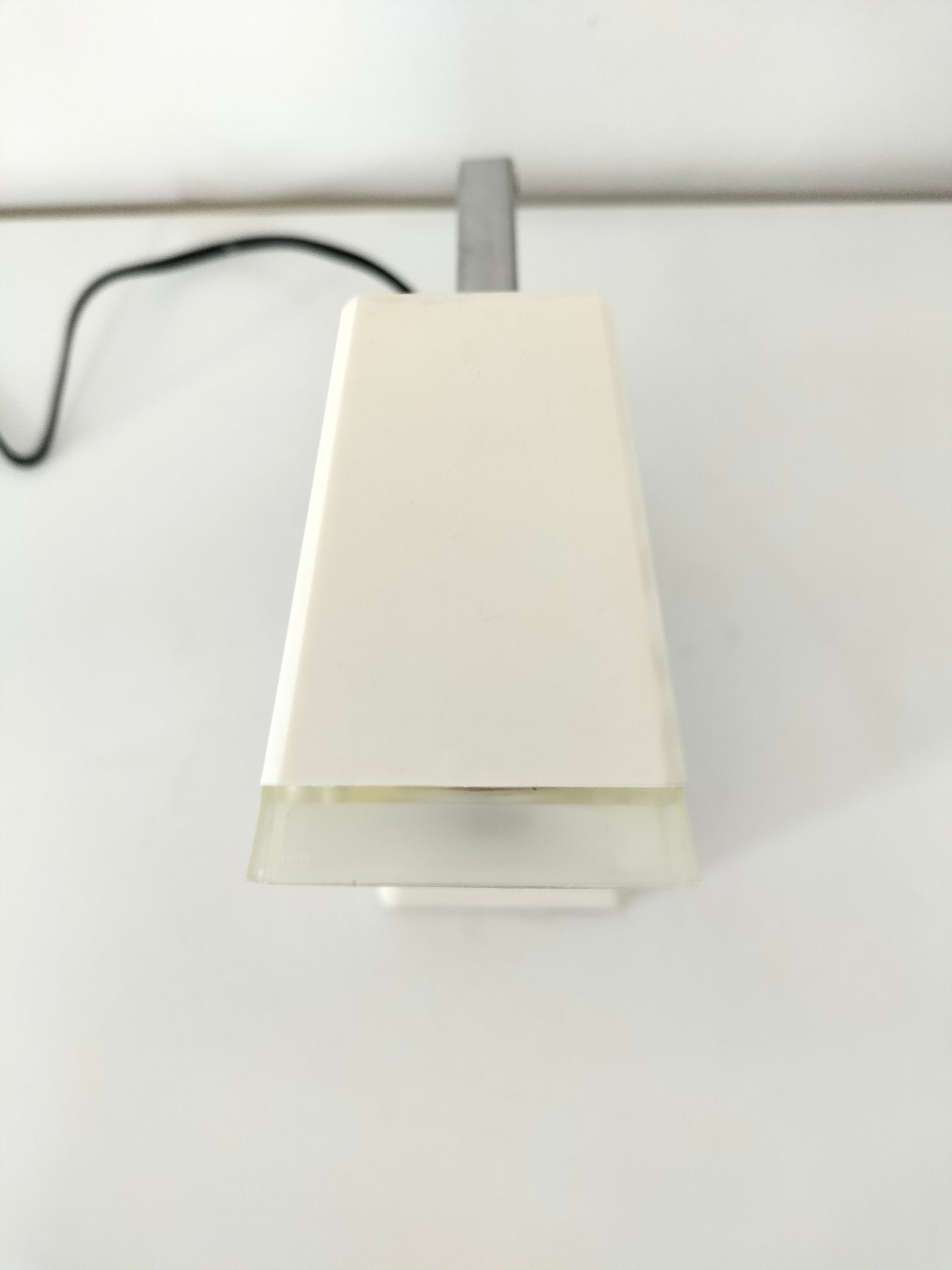 Lampe de table ou murale Well-Lite made in Hong-Kong