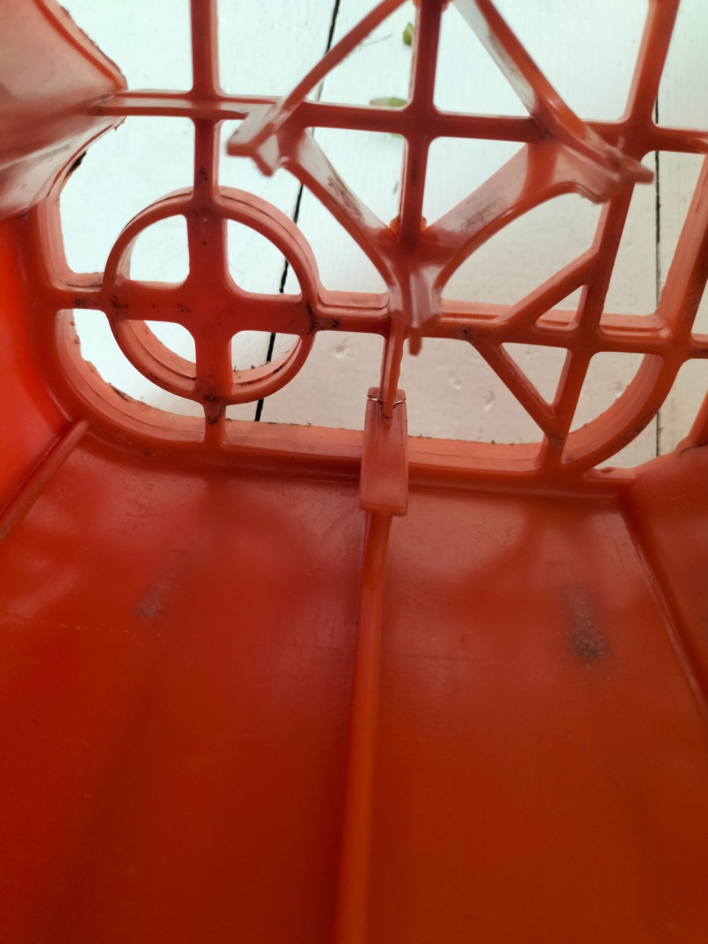 Casier/ caisse Orangina en plastique par Allibert