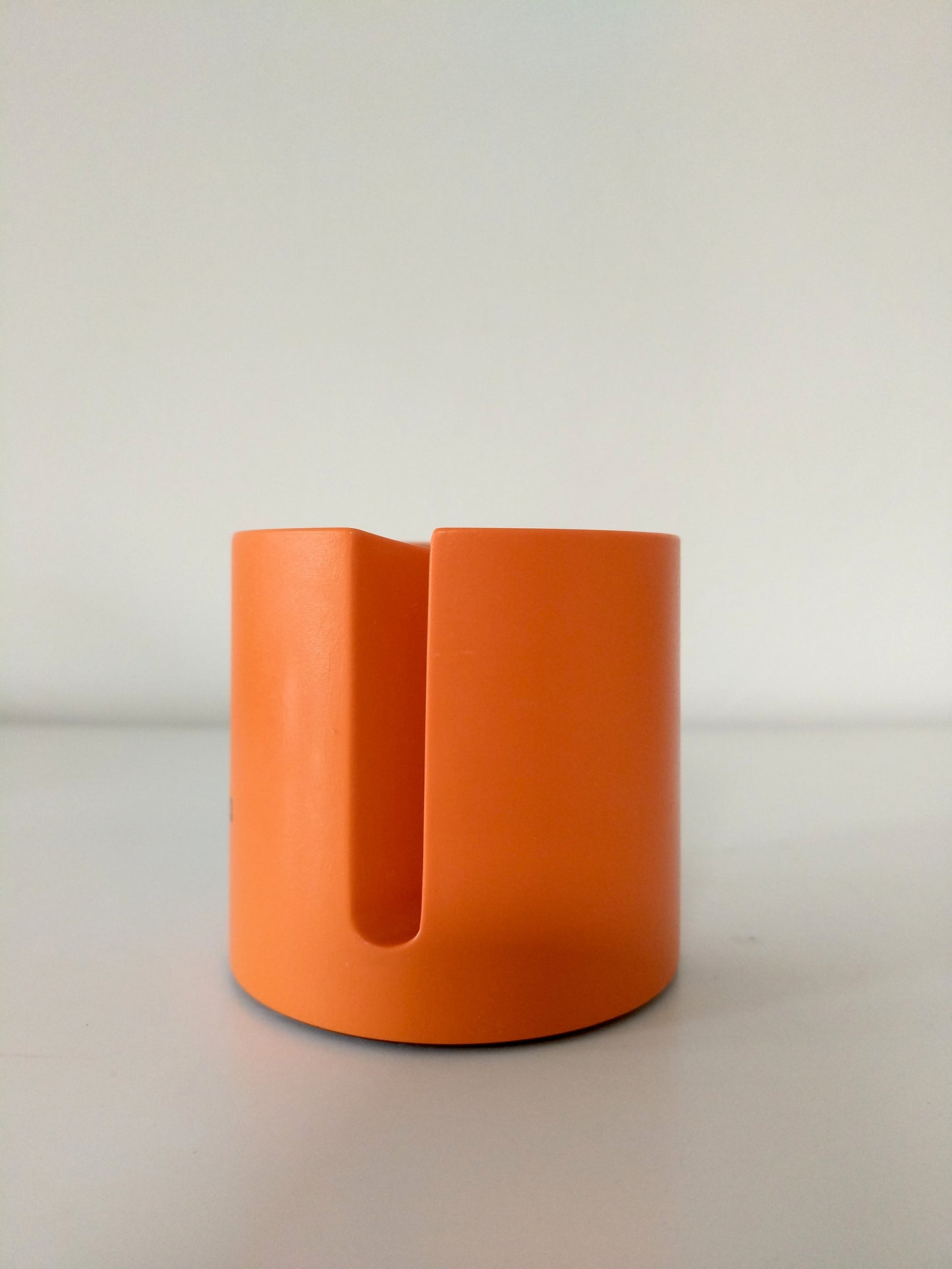 Organisateur de bureau en plastique orange