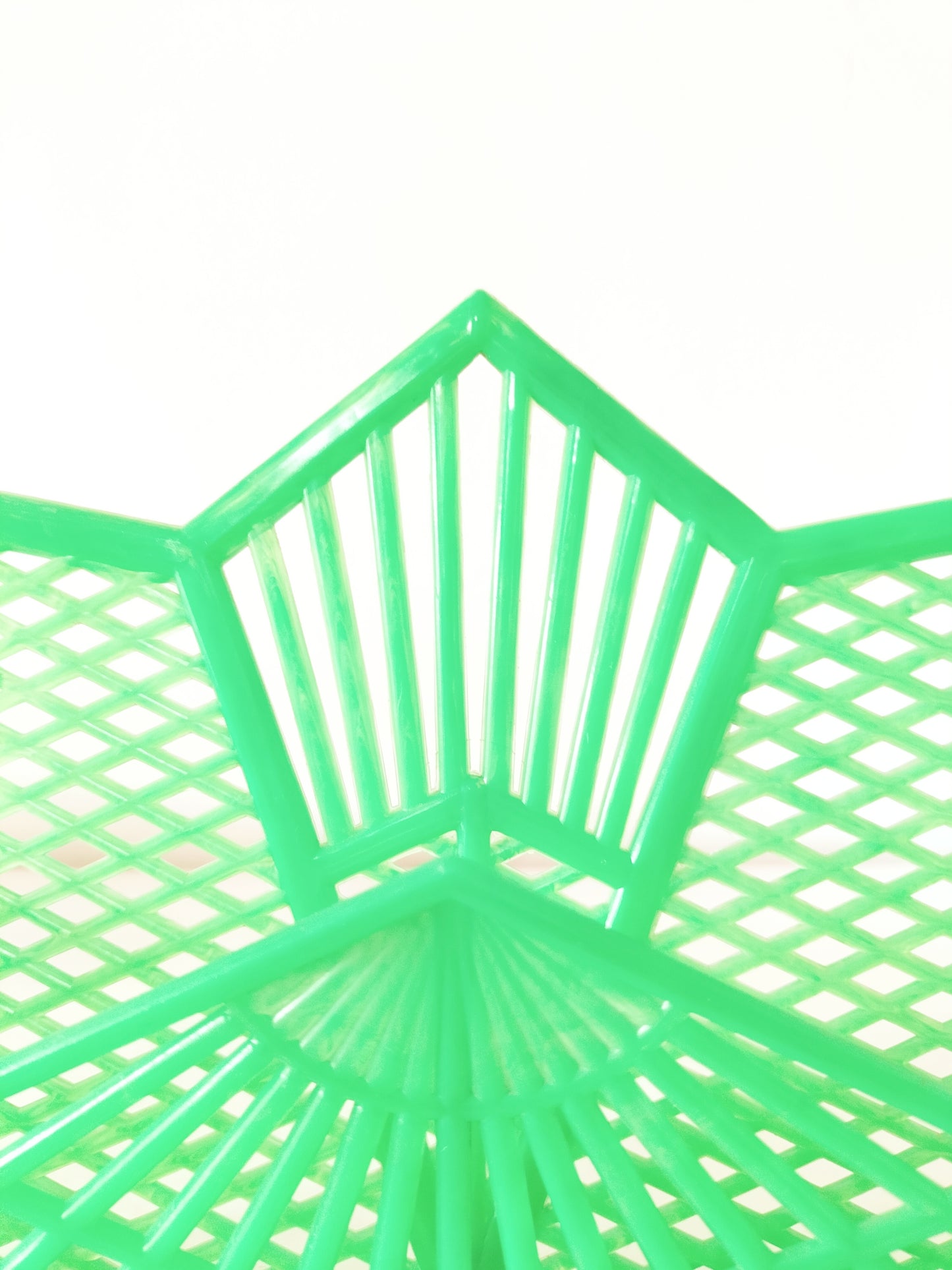 Petit rangement mural en plastique