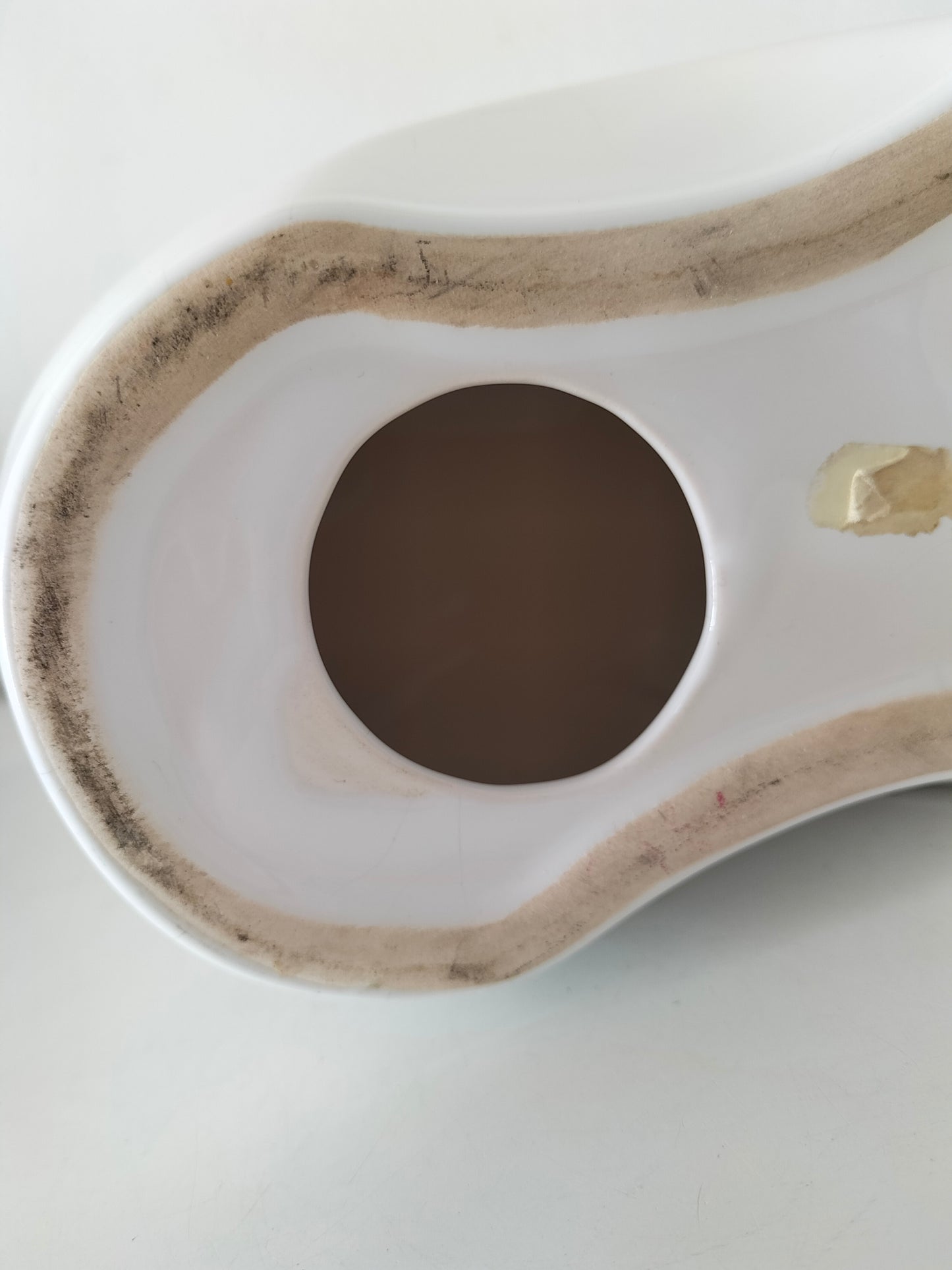 Gros éléphant en céramique émaillée