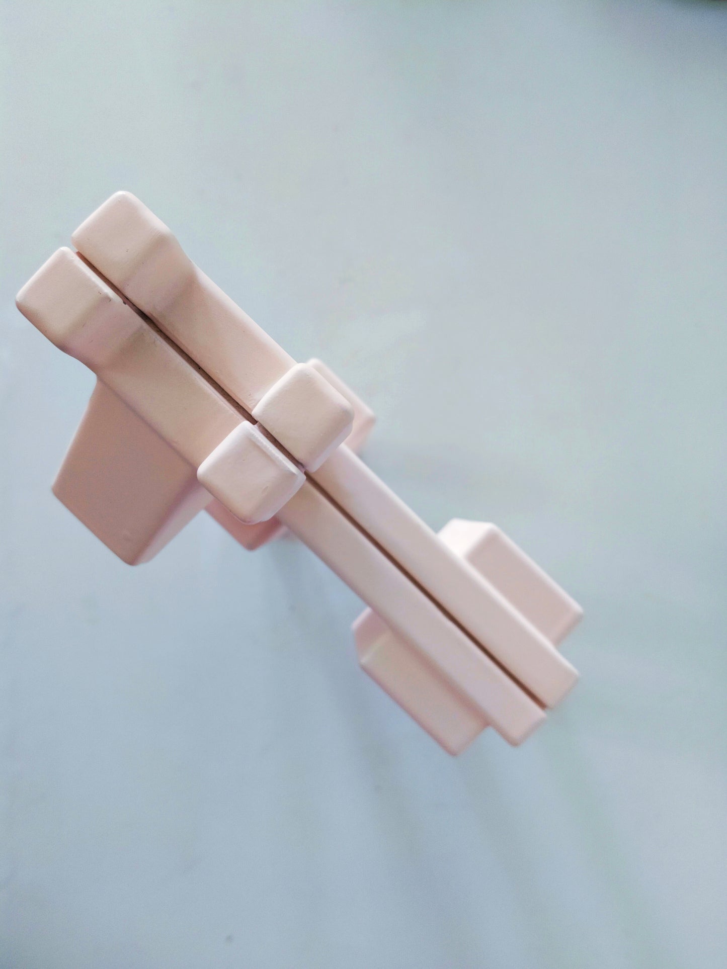Cerf pixel rose par Monika Mulder pour ikea 2003