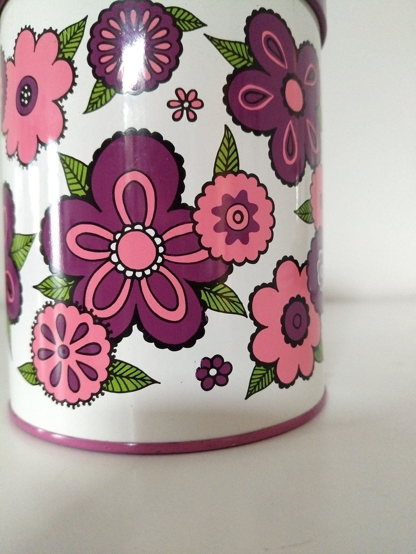 Boîte métallique flower power Baret Ware England