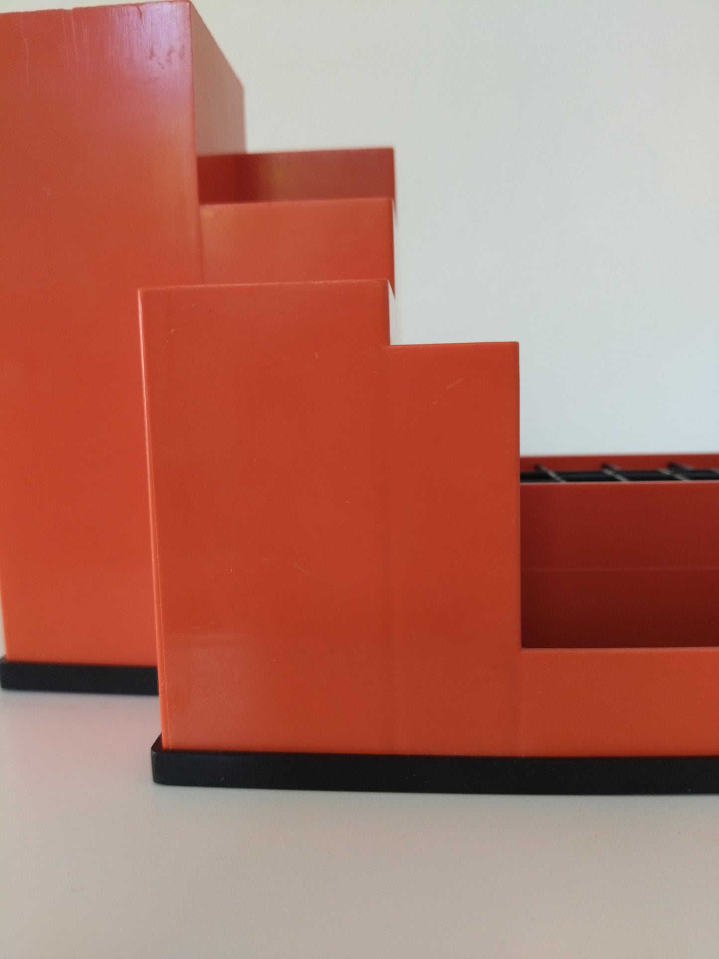 Organisateur de bureau en plastique orange Läufer W.Germany