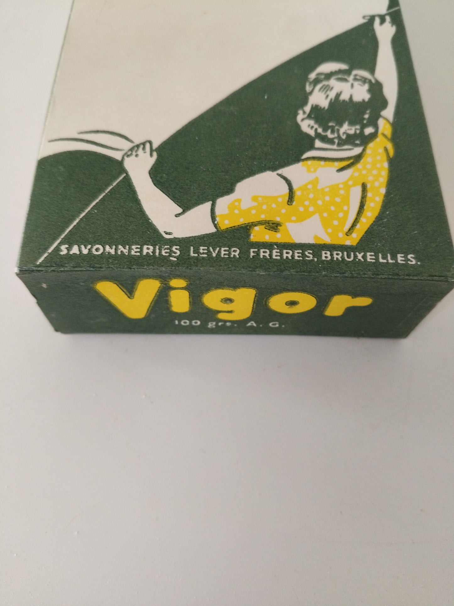 Ancienne boîte cartonnée de poudre de savon au choix : Persil, Soleil ou Vigor (français/ néerlandais)