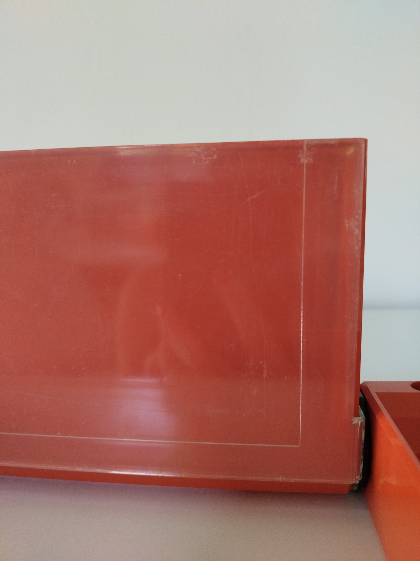Organisateur de bureau vintage en plastique orange