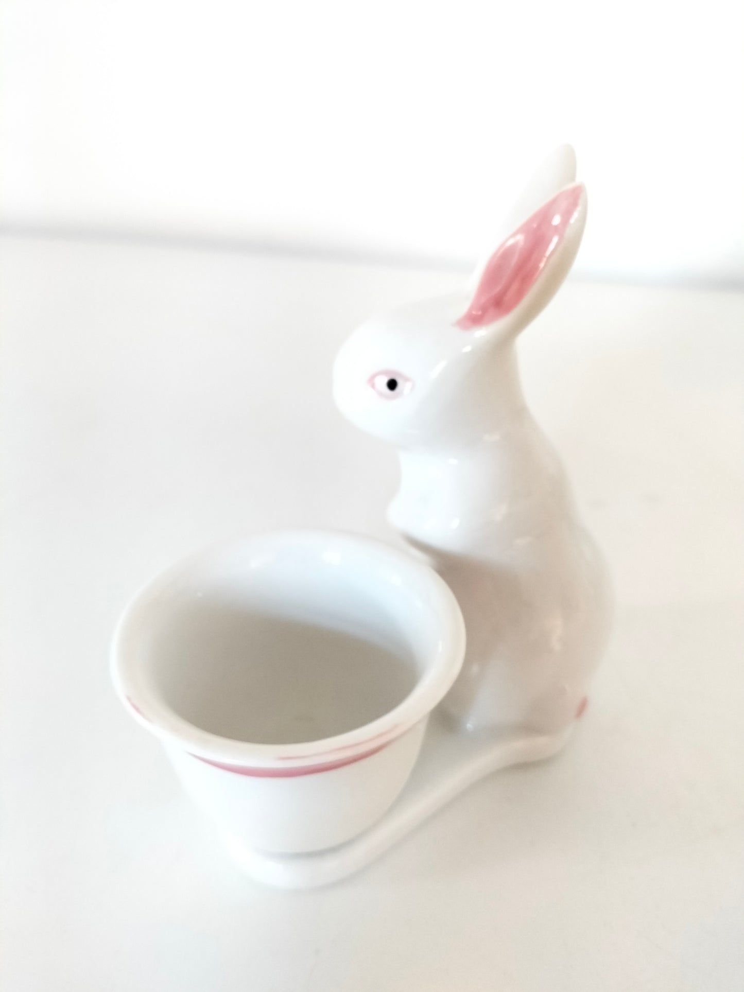 Coquetier lapin en porcelaine au choix