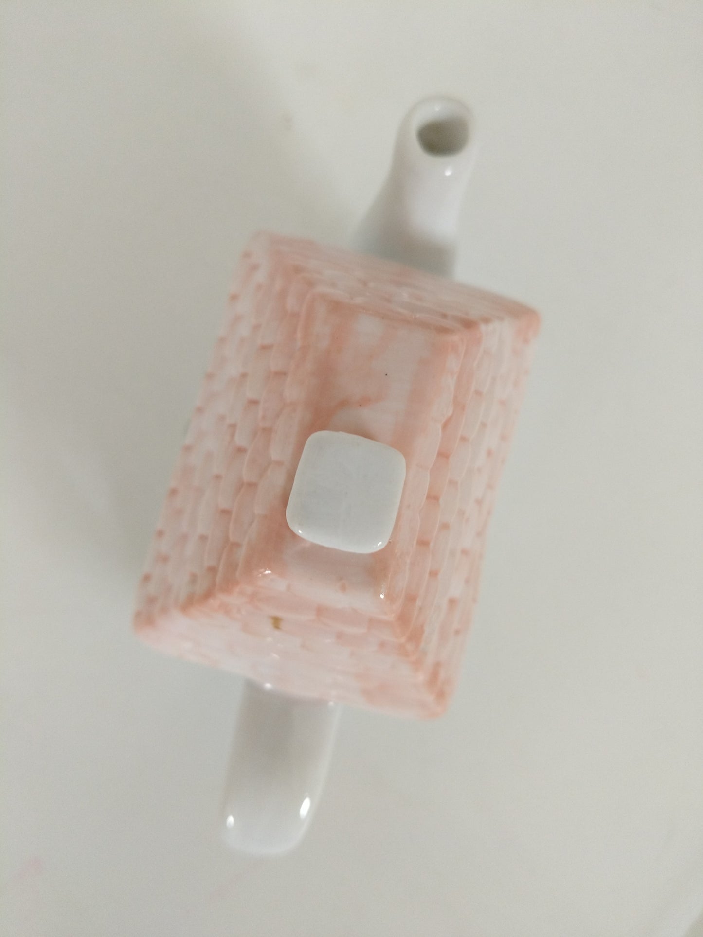 Mini théière maison en céramique