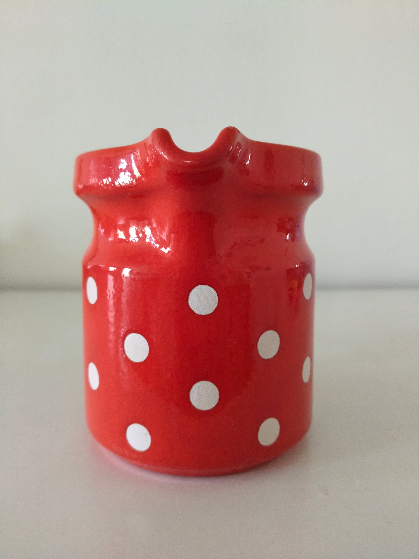 Petit pichet Waechtersbach décor pois LAETITIA