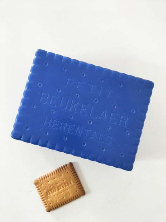 Boîte à lunch publicitaire petit beurre De Beukelaer (Laurence)