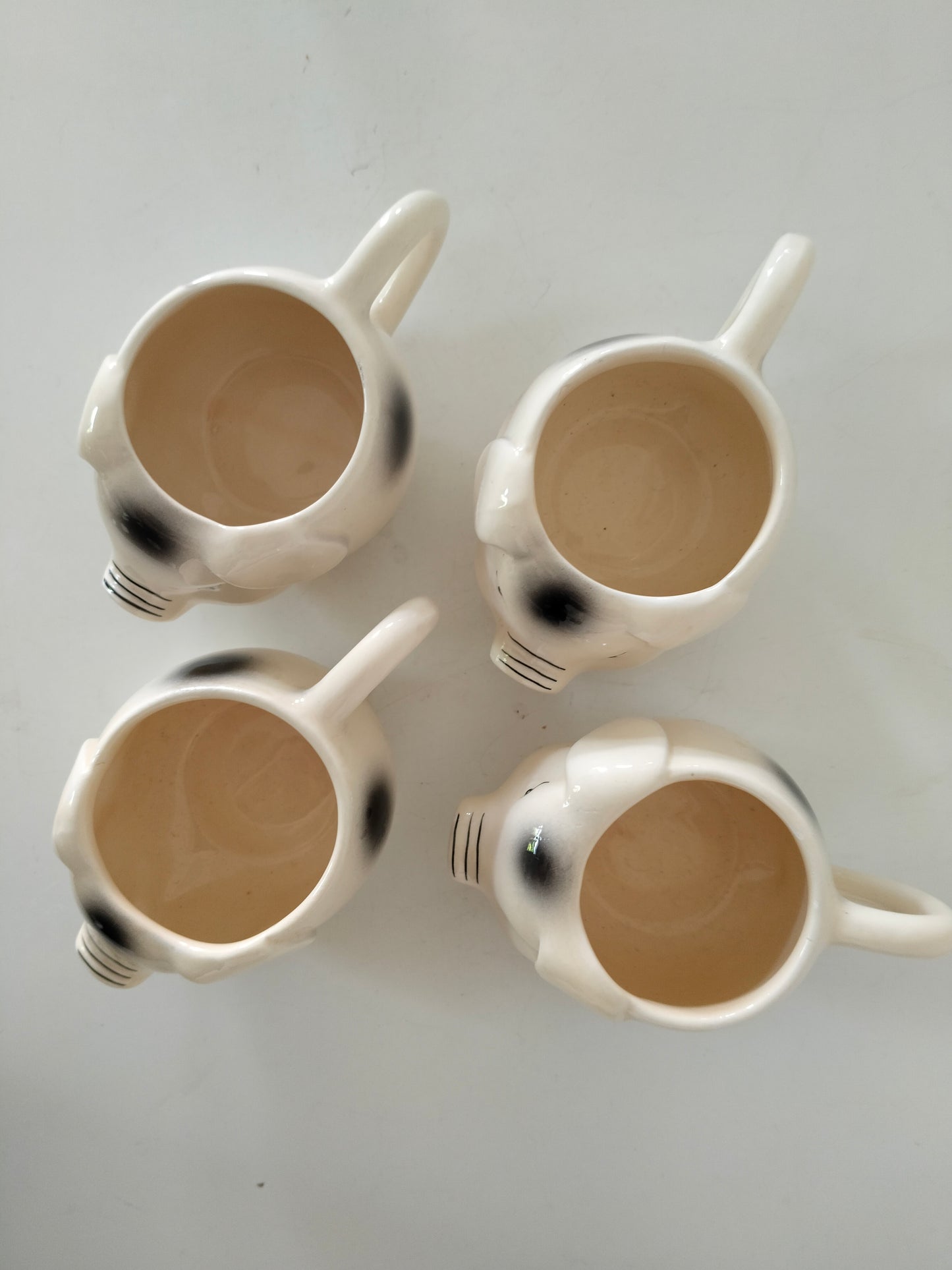 Duo de tasses cochon en porcelaine