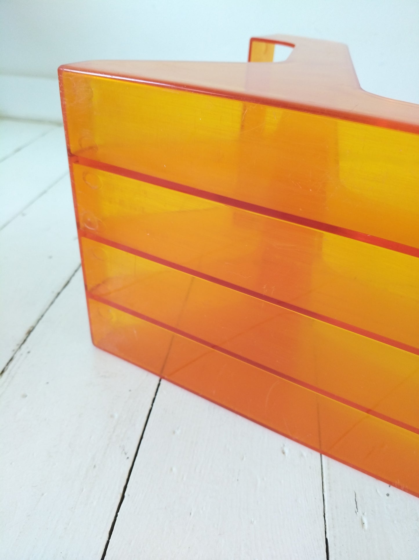 Range-vinyles 33T en plexi orange !!priorité à Mathilde!!