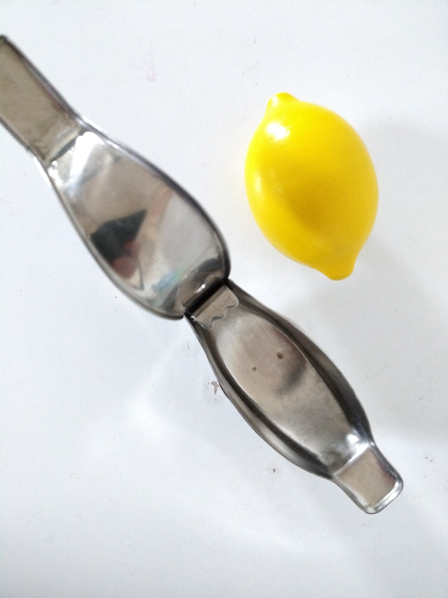 Presse-citron oiseau en inox 🐦
