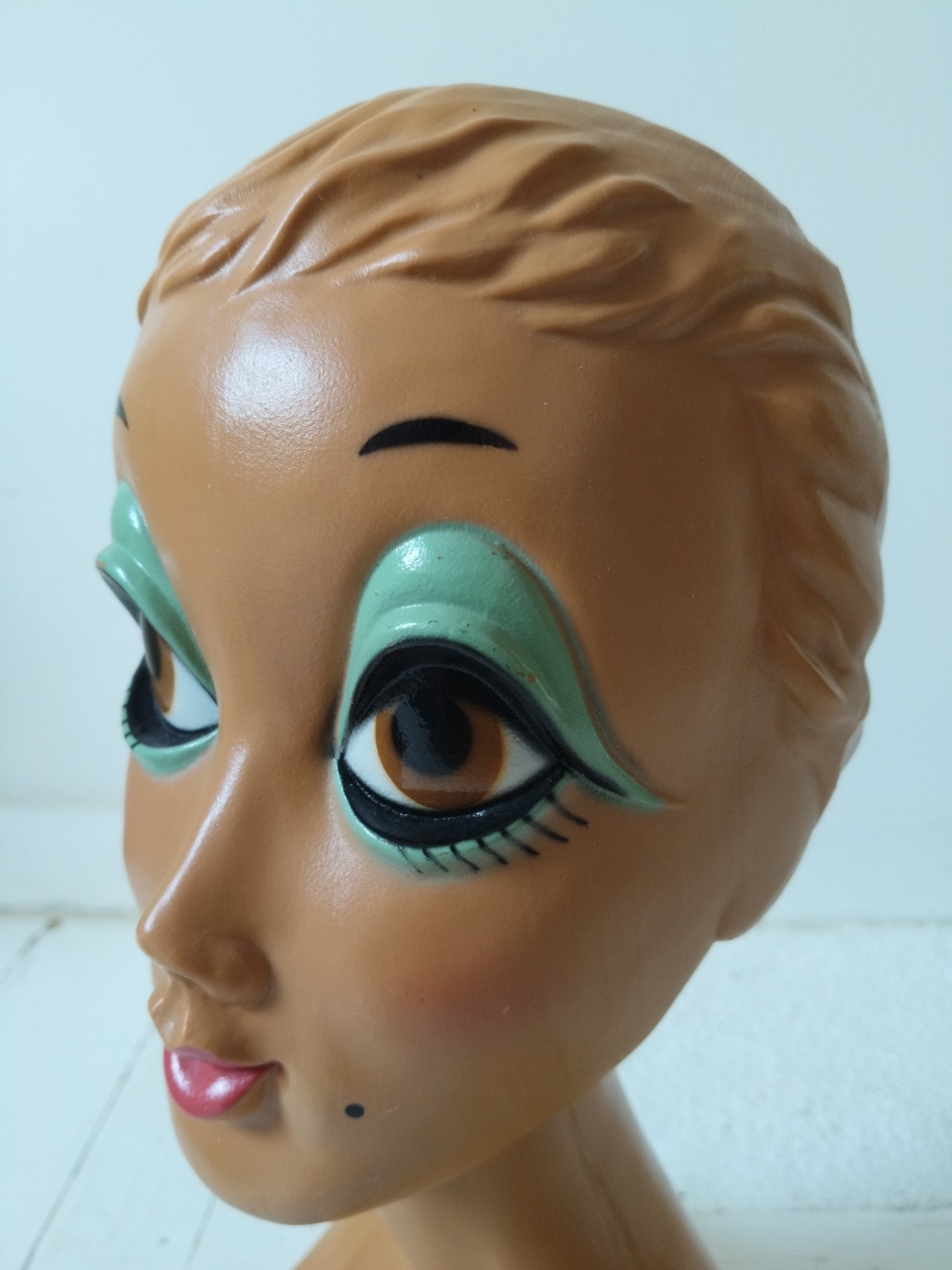 Tête à chapeau Twiggy vintage
