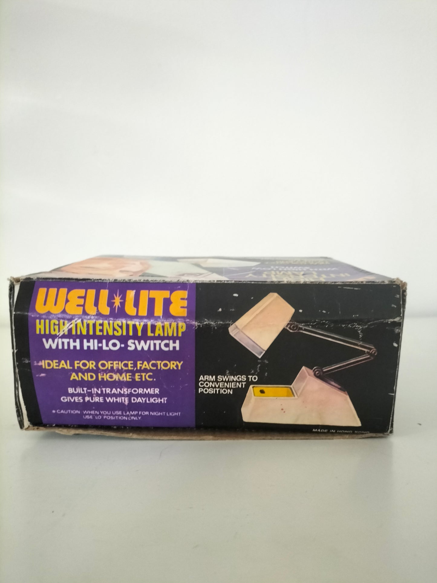 Lampe de table ou murale Well-Lite made in Hong-Kong