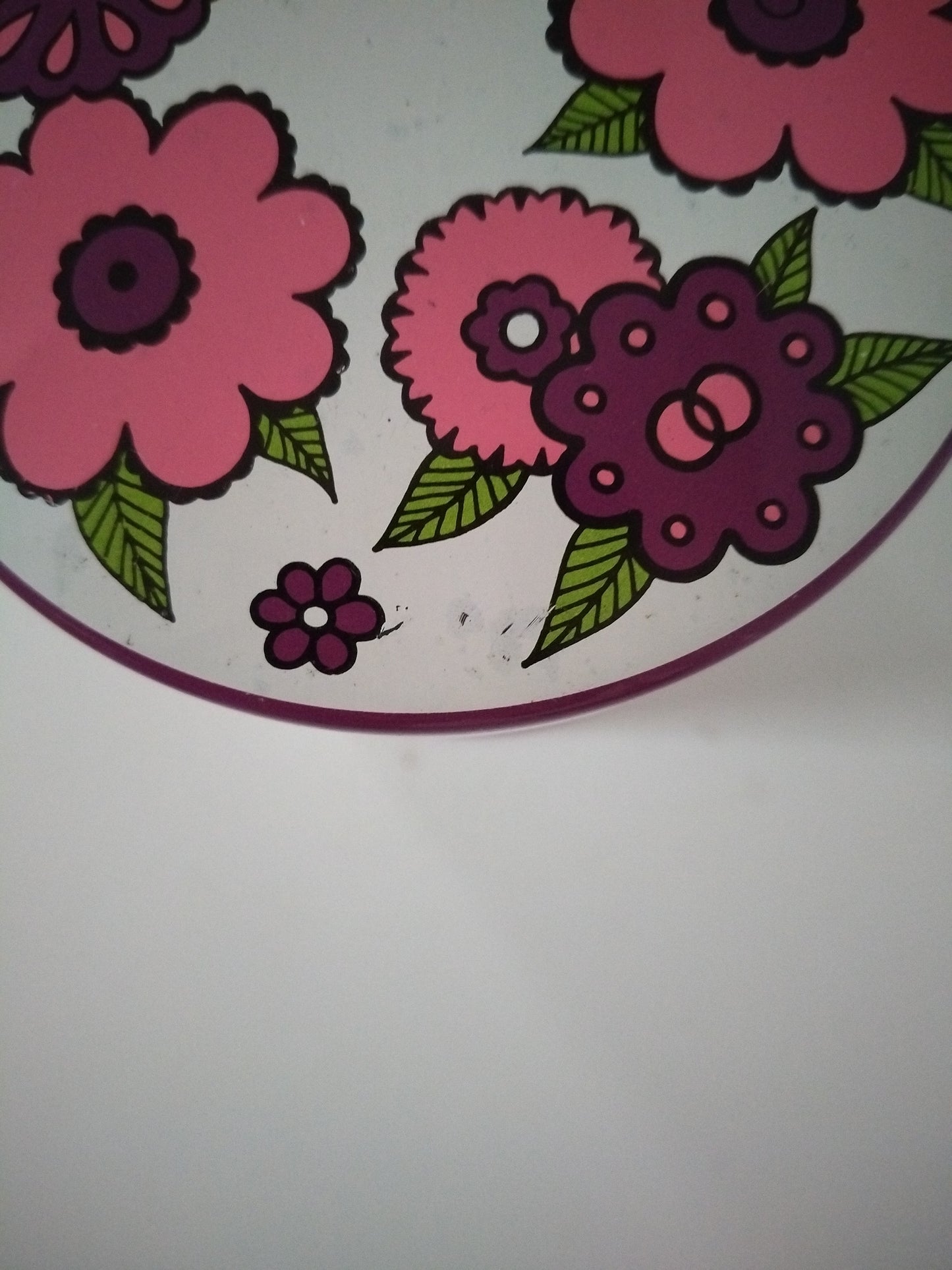Boîte métallique flower power Baret Ware England