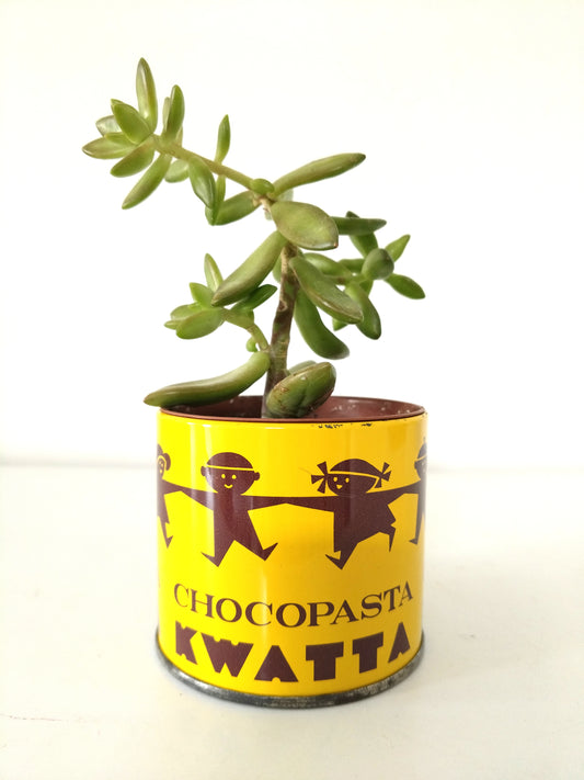 Ancienne petite boîte métallique publicitaire Kwatta