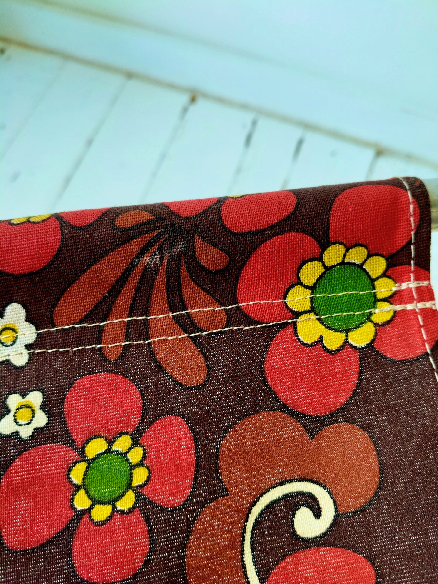 Tabouret de camping pliant flower power vintage