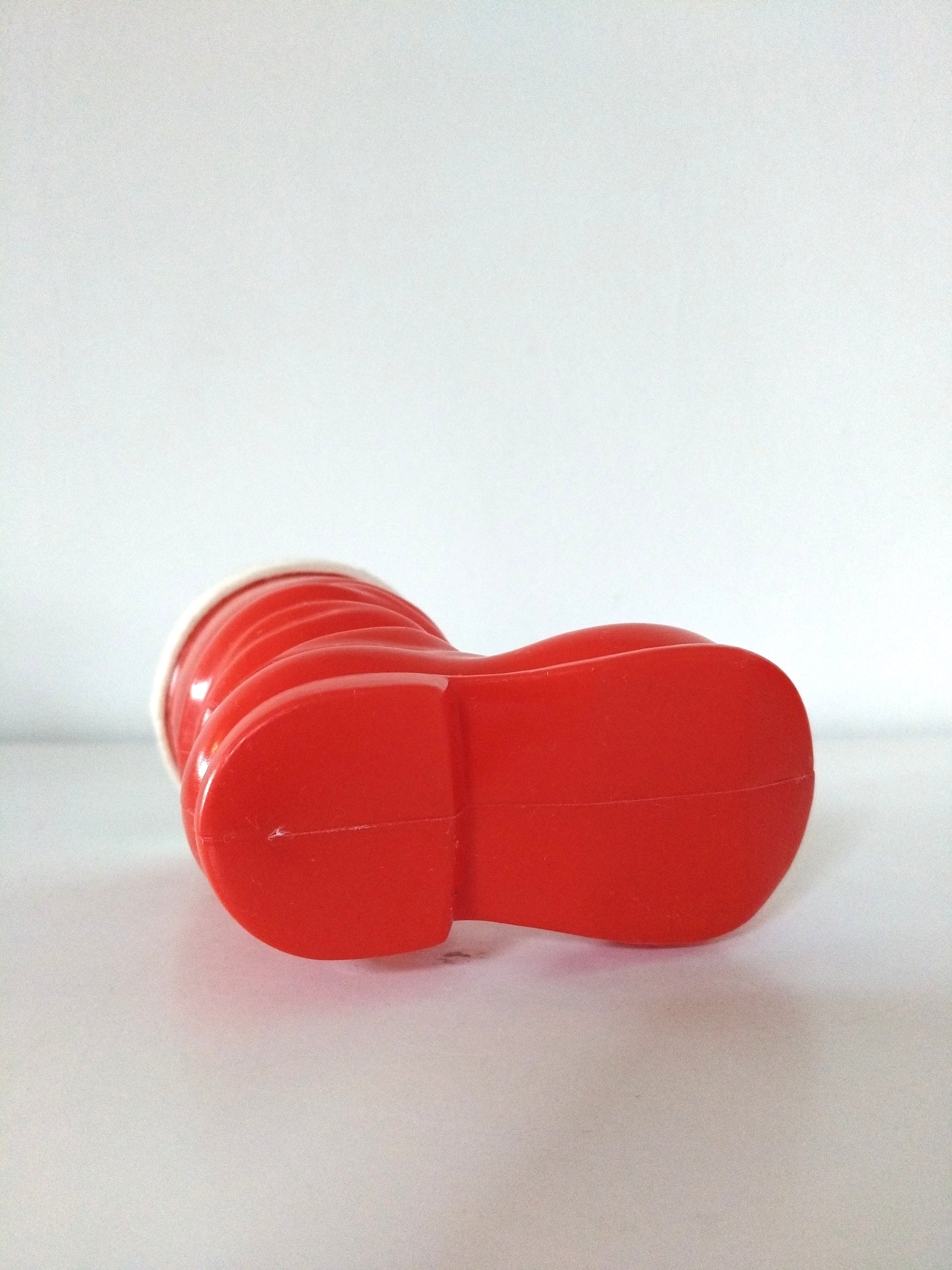 Tirelire botte de Noël en plastique