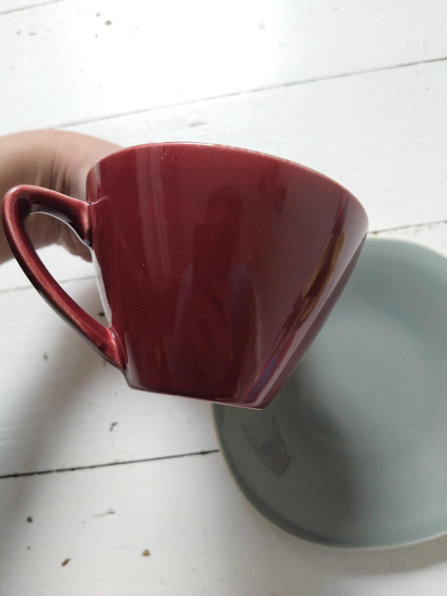 Ensemble 1 tasse bordeaux + 1 soucoupe grise Kéralux Boch La Louvière Miami Bicolore