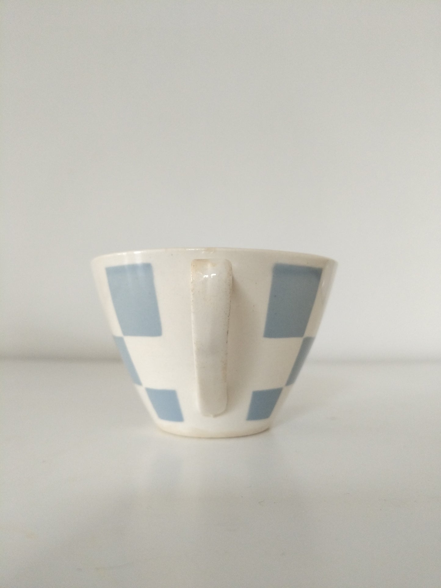 Ensemble tasse + soucoupe Boch La Louvière Damier au choix
