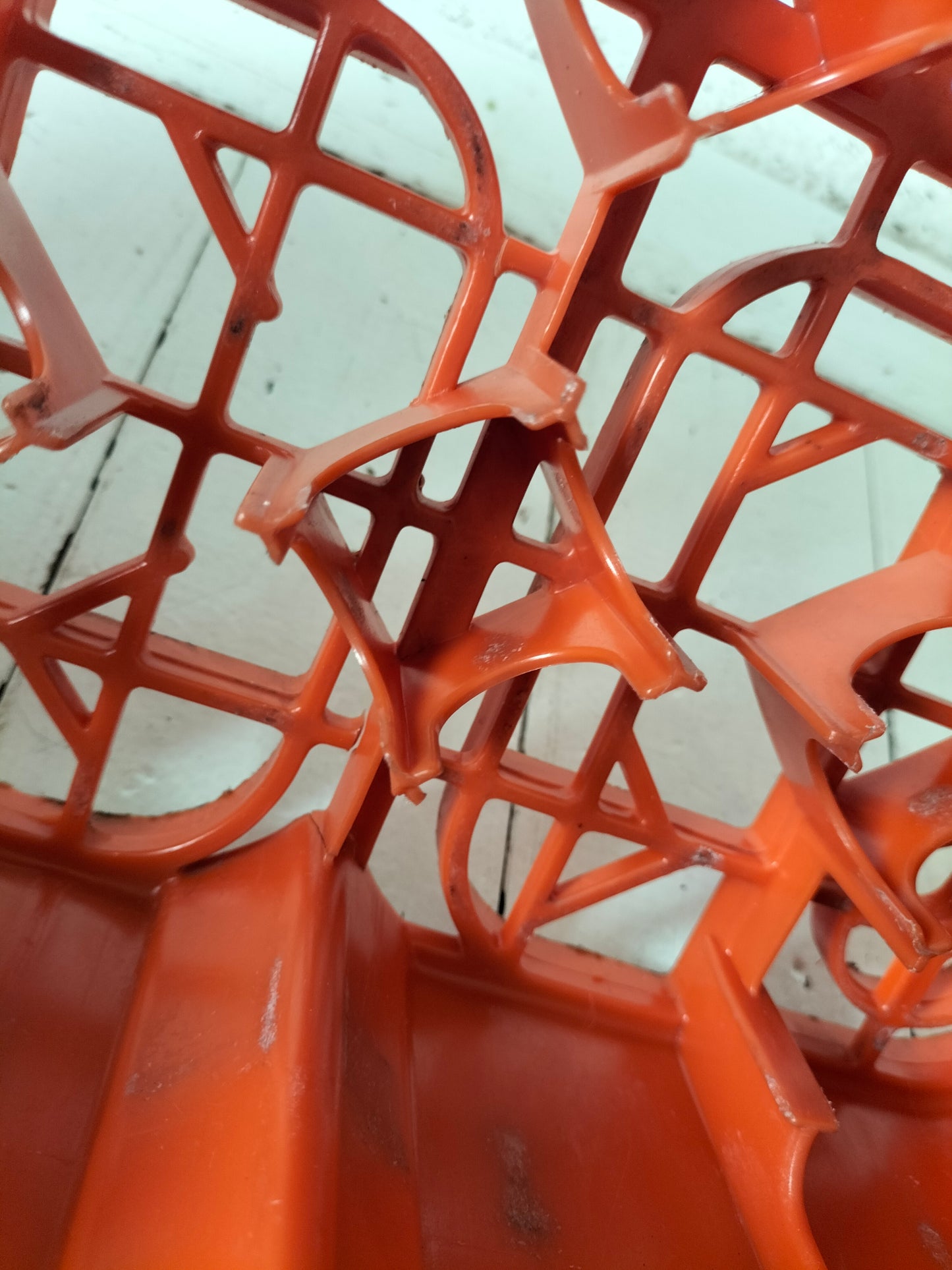Casier/ caisse Orangina en plastique par Allibert