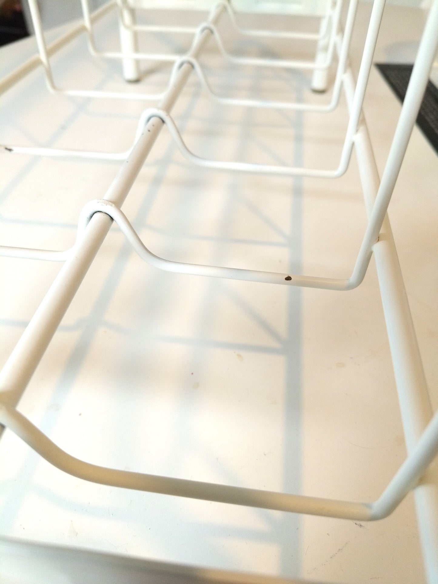 Porte-revues métallique blanc