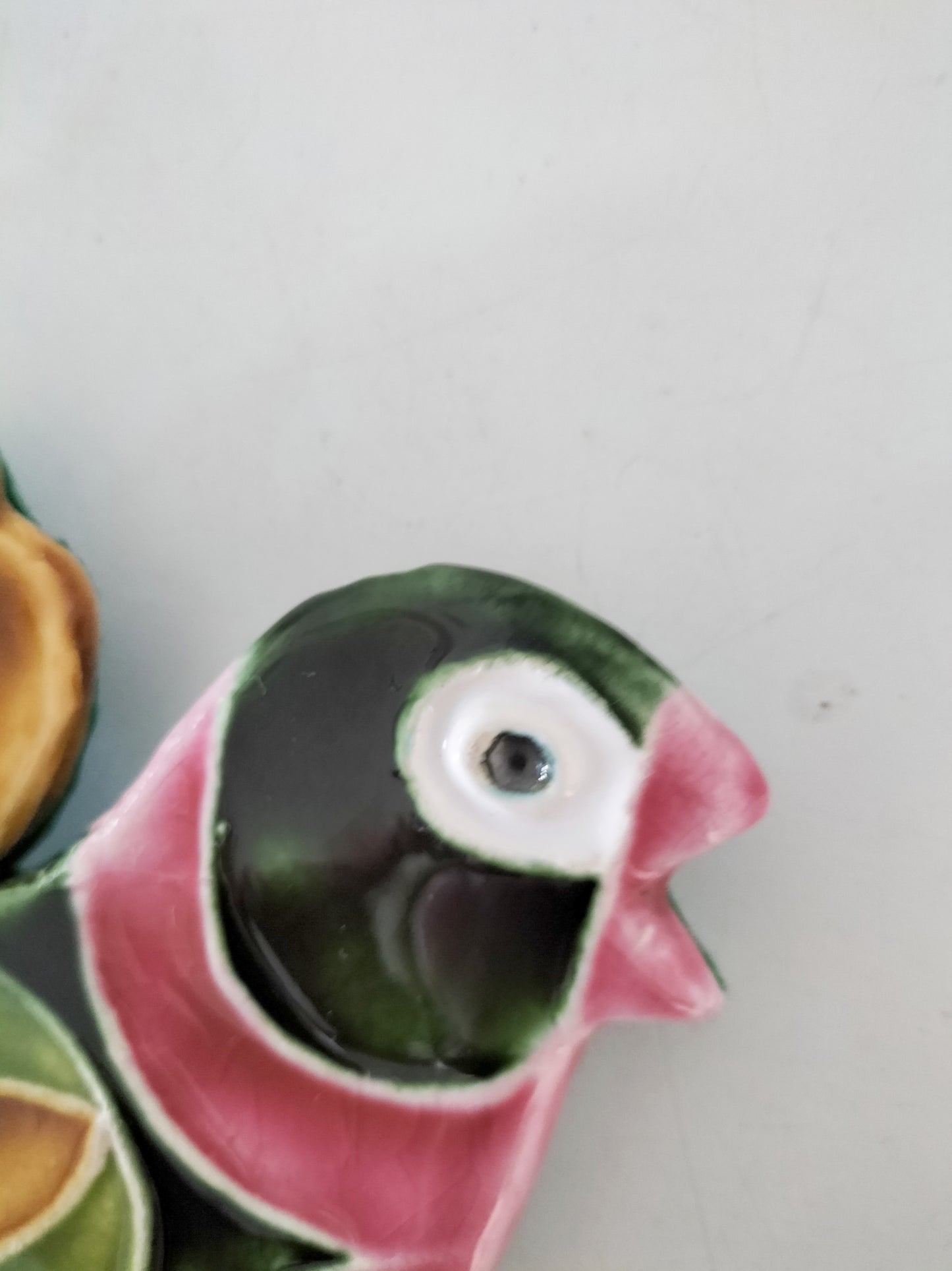 Patère murale oiseau en céramique