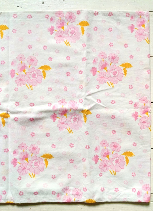 Taie de traversin fleurie en coton 115 x 42cm - cetaitmieuxavant