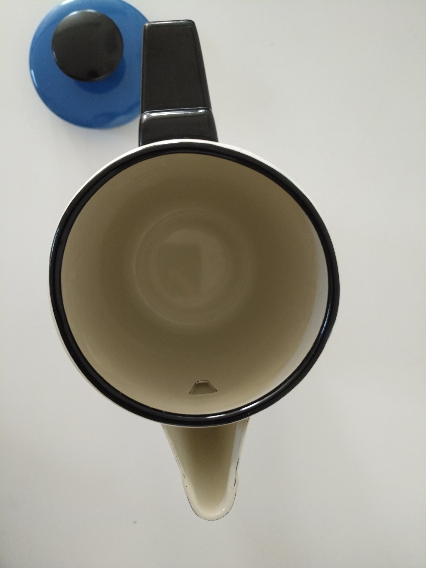 Cafetière émaillée