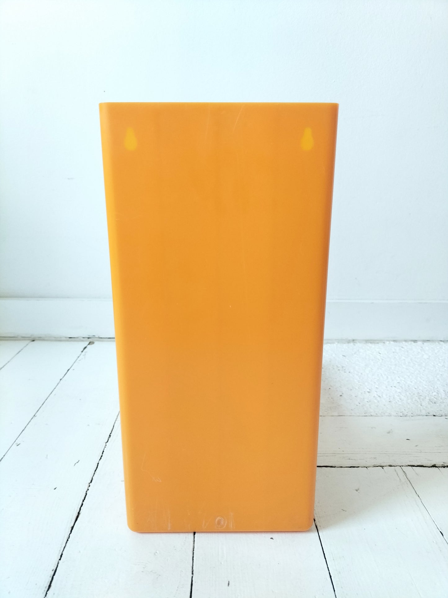 Range-vinyles 33T en plastique (à poser ou mural)