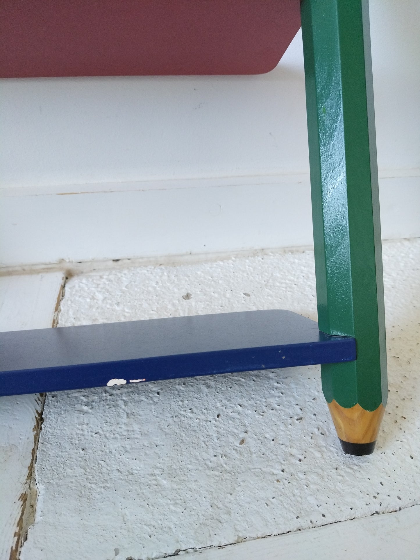 Petite étagère murale crayons style Pierre Sala 80's