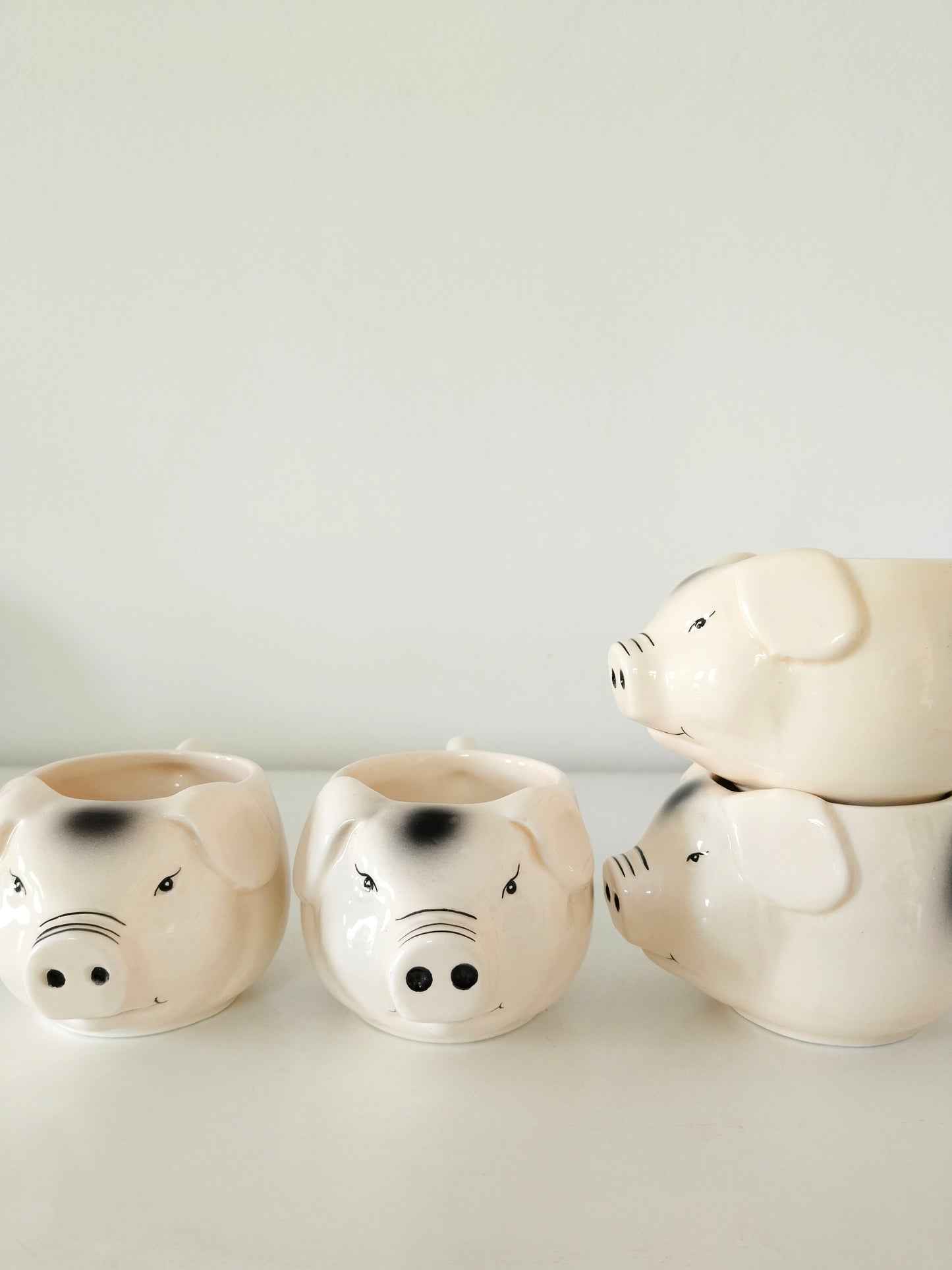 Duo de tasses cochon en porcelaine
