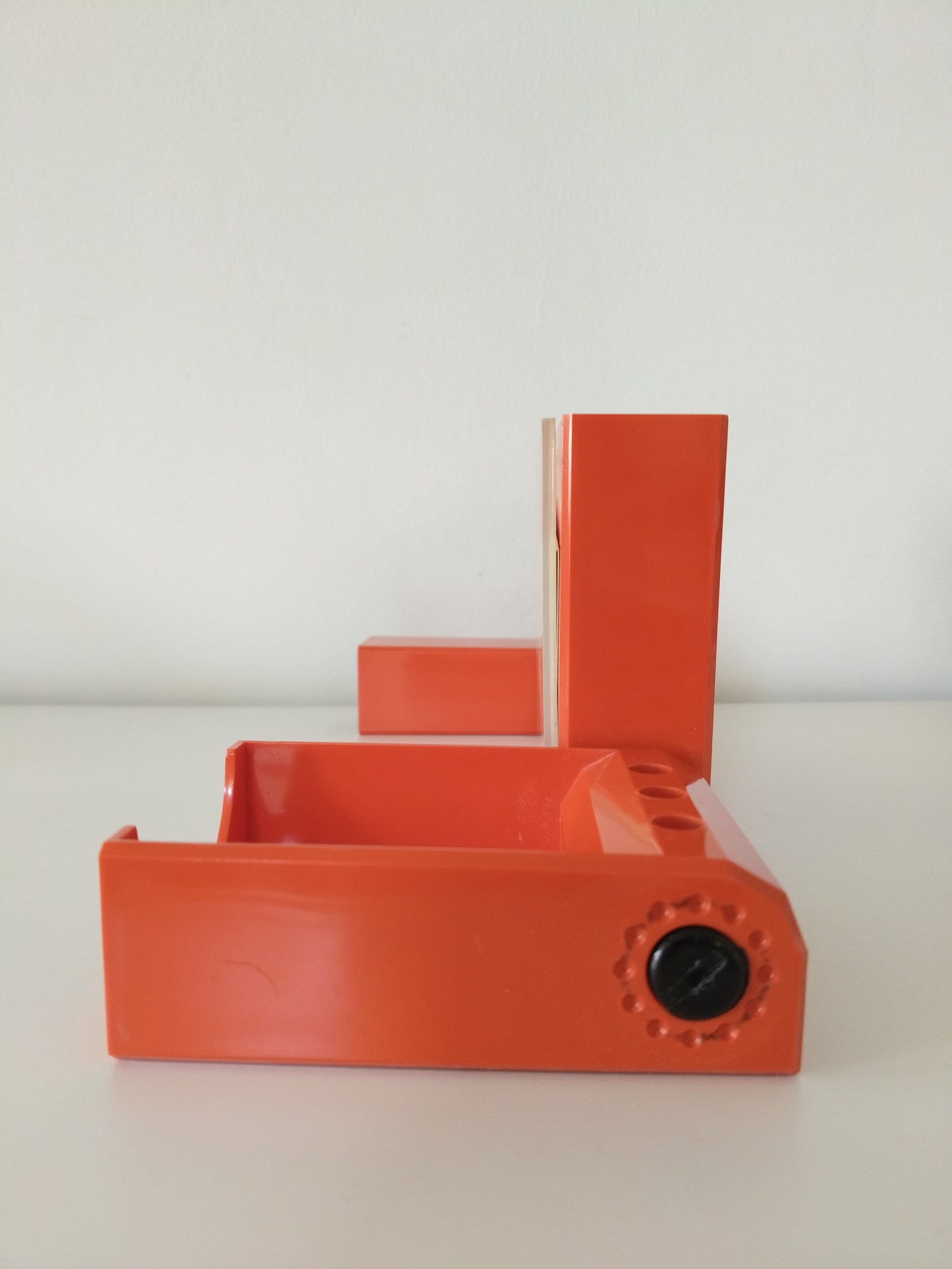 Organisateur de bureau vintage en plastique orange