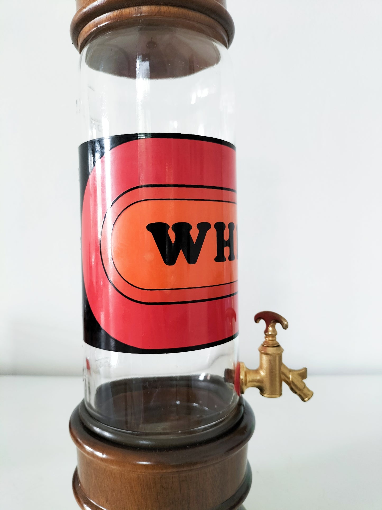 Set à whisky seventies : bouteille/ fontaine et 4 verres